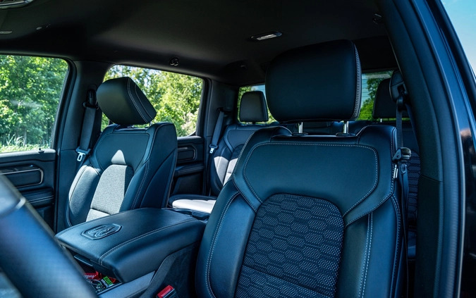 Dodge RAM cena 268000 przebieg: 18000, rok produkcji 2022 z Ropczyce małe 781